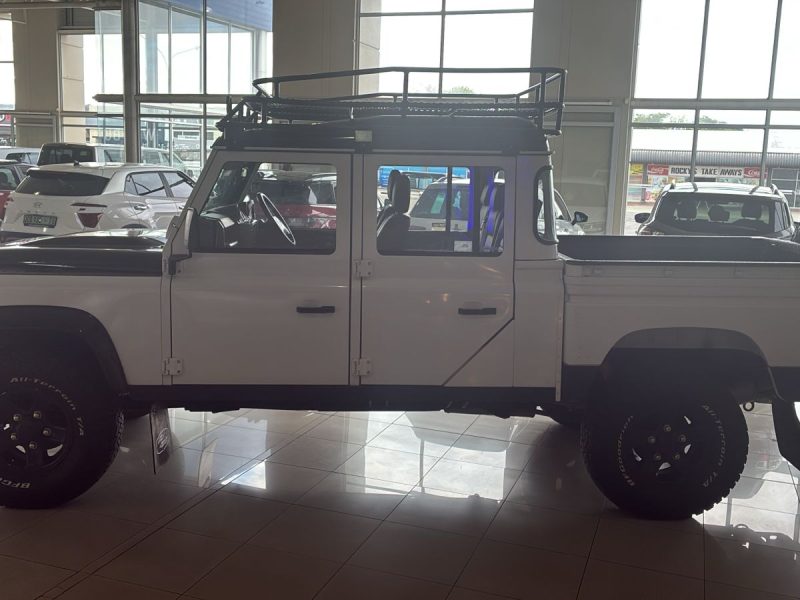 2011 Land Rover Defender Puma 130 CRWCab - 129071km
