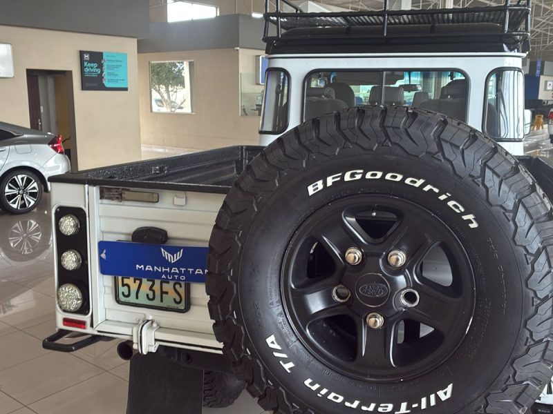 2011 Land Rover Defender Puma 130 CRWCab - 129071km